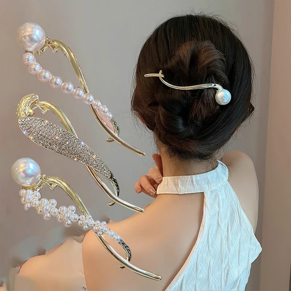 Korean Lifestyle & Kids Boutique Photos - Elegante Glitzer-Perlen-Haarspange für Frauen, trendige gedrehte