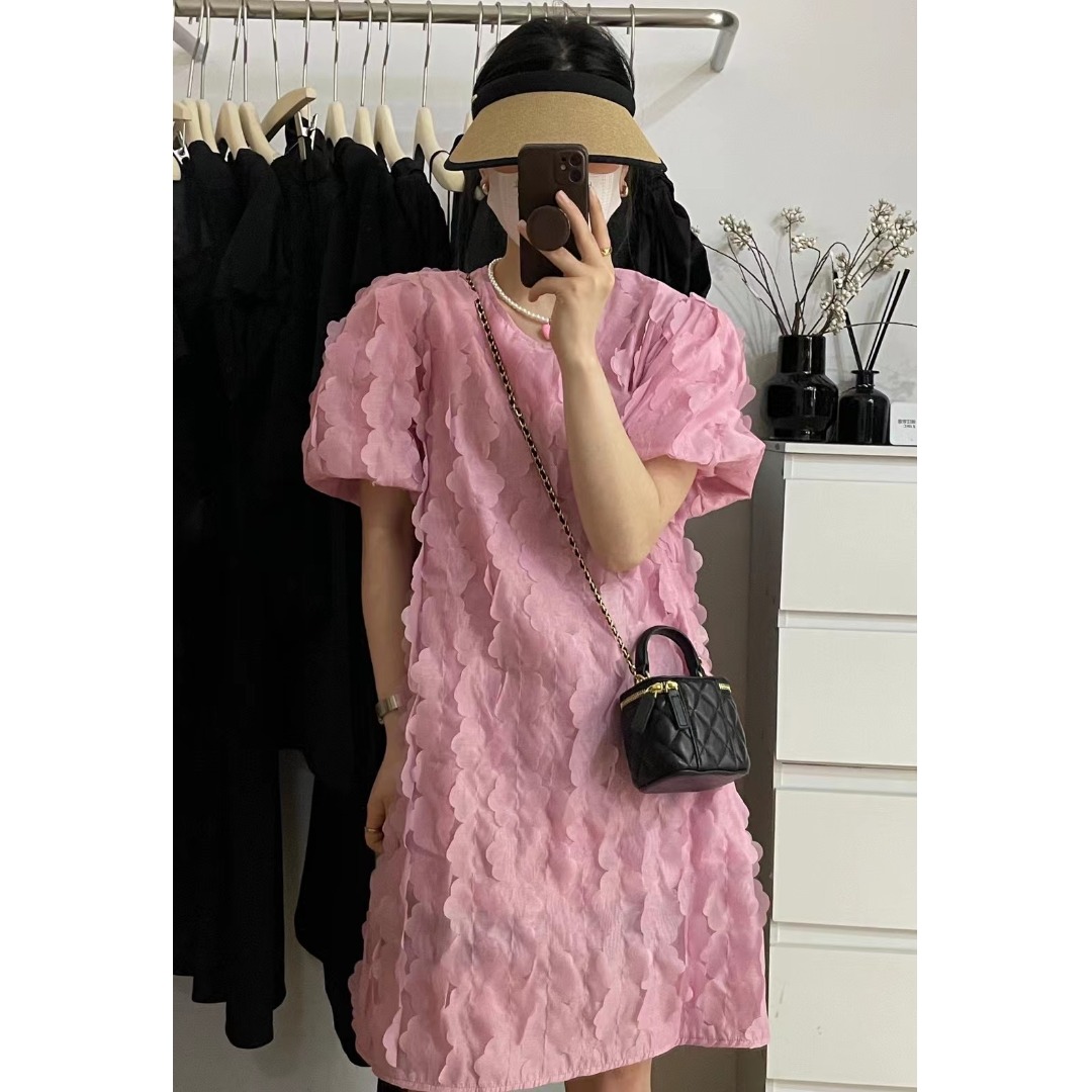 Korean Lifestyle & Kids Boutique Photos - Blumenmuster-Kleid mit Puffärmeln im Koreanischen Stil